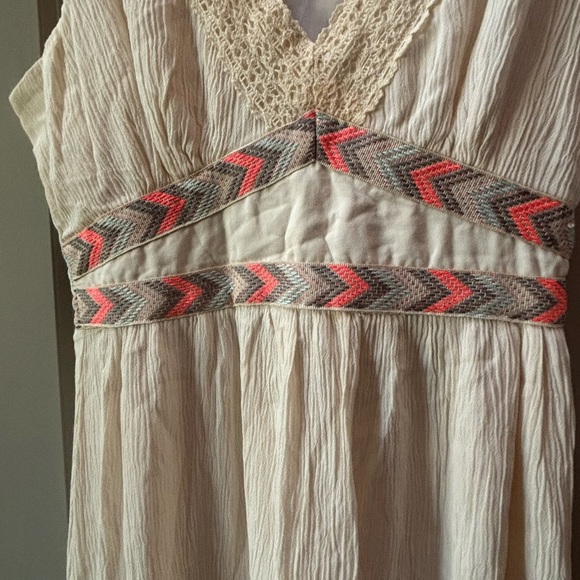 Flying Tomato Women’s V-neck Lace Maxi Dress with Aztec design - Picture 3 of 7